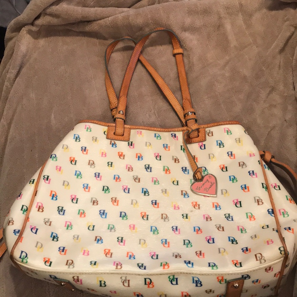 Authentic Dooney & Bourke Shoulder Bag!